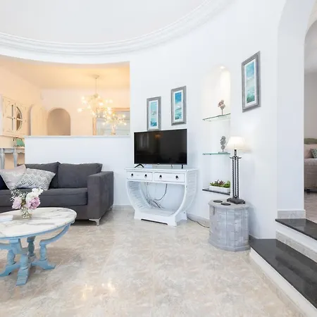 Serenity Villa Puerto del Carmen (Lanzarote)