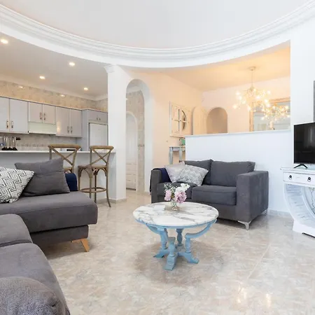 Serenity * Puerto del Carmen (Lanzarote)